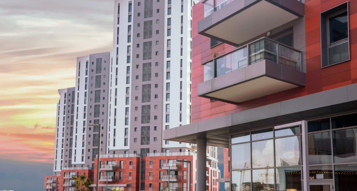 הסוכן הטוב: הכירו את האיש שמצא קונים ושוכרים למאות נכסים בהרצליה והסביבה